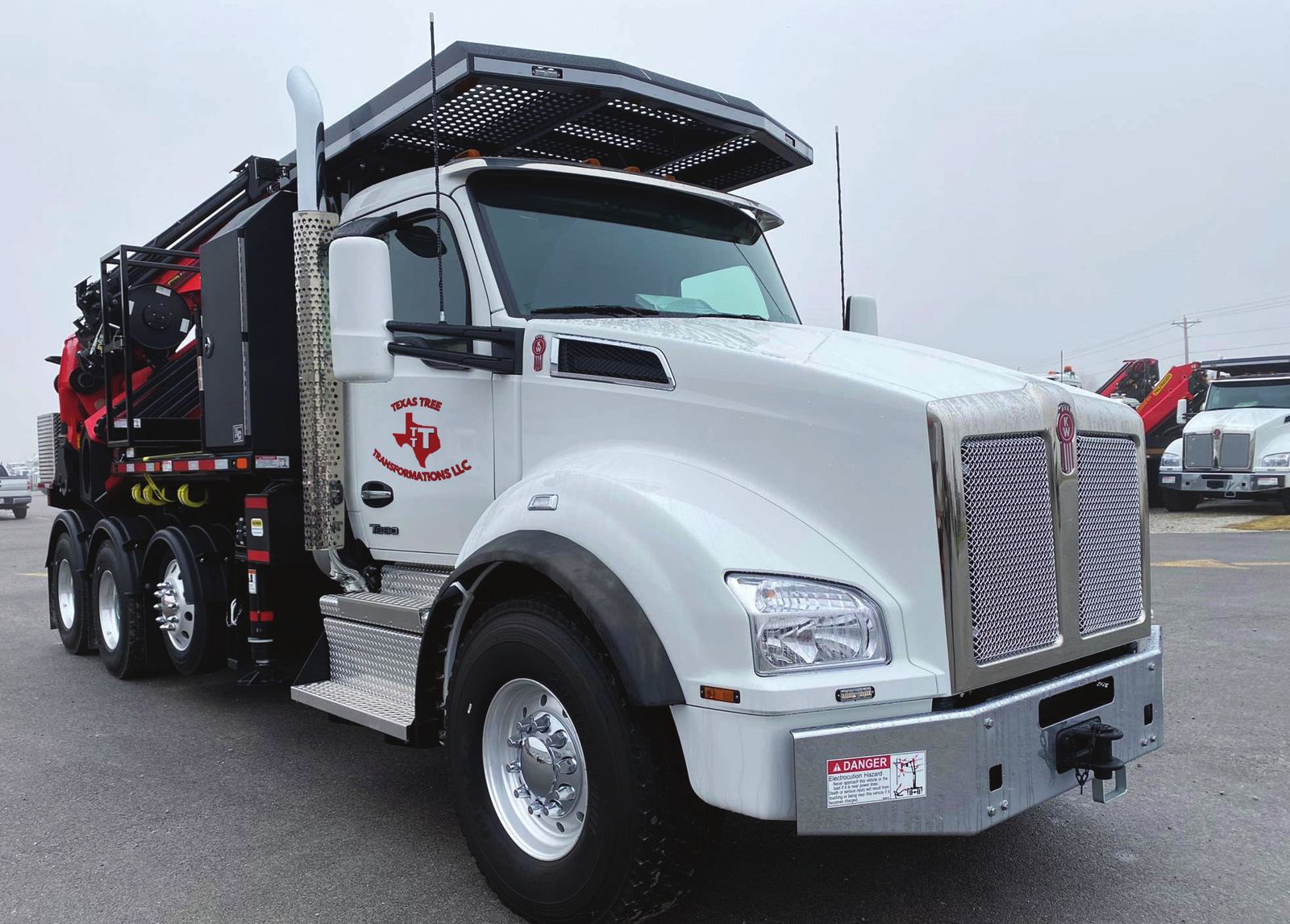 Texas Tree Transformations Kenworth T880 grapple saw truck